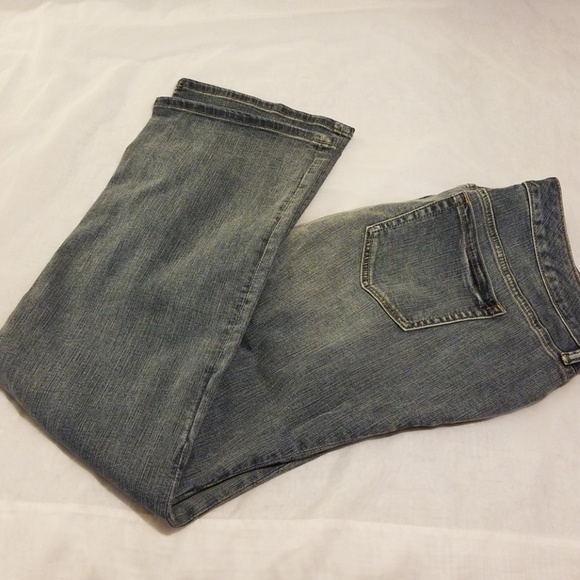 Torrid relaxed size 20 medium wash boyfriend jeans - Picture 3 of 4